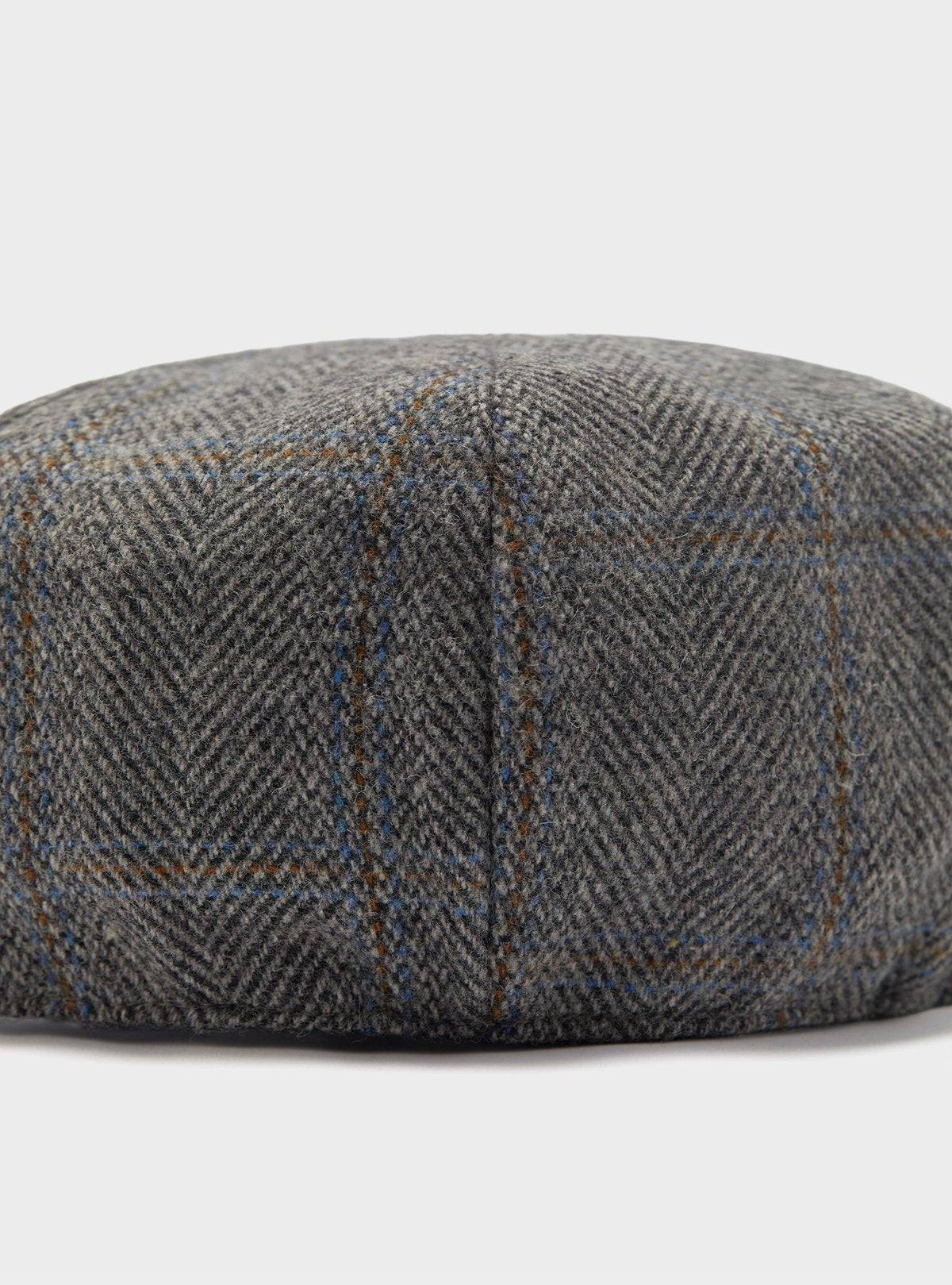 Casquette en laine à carreaux