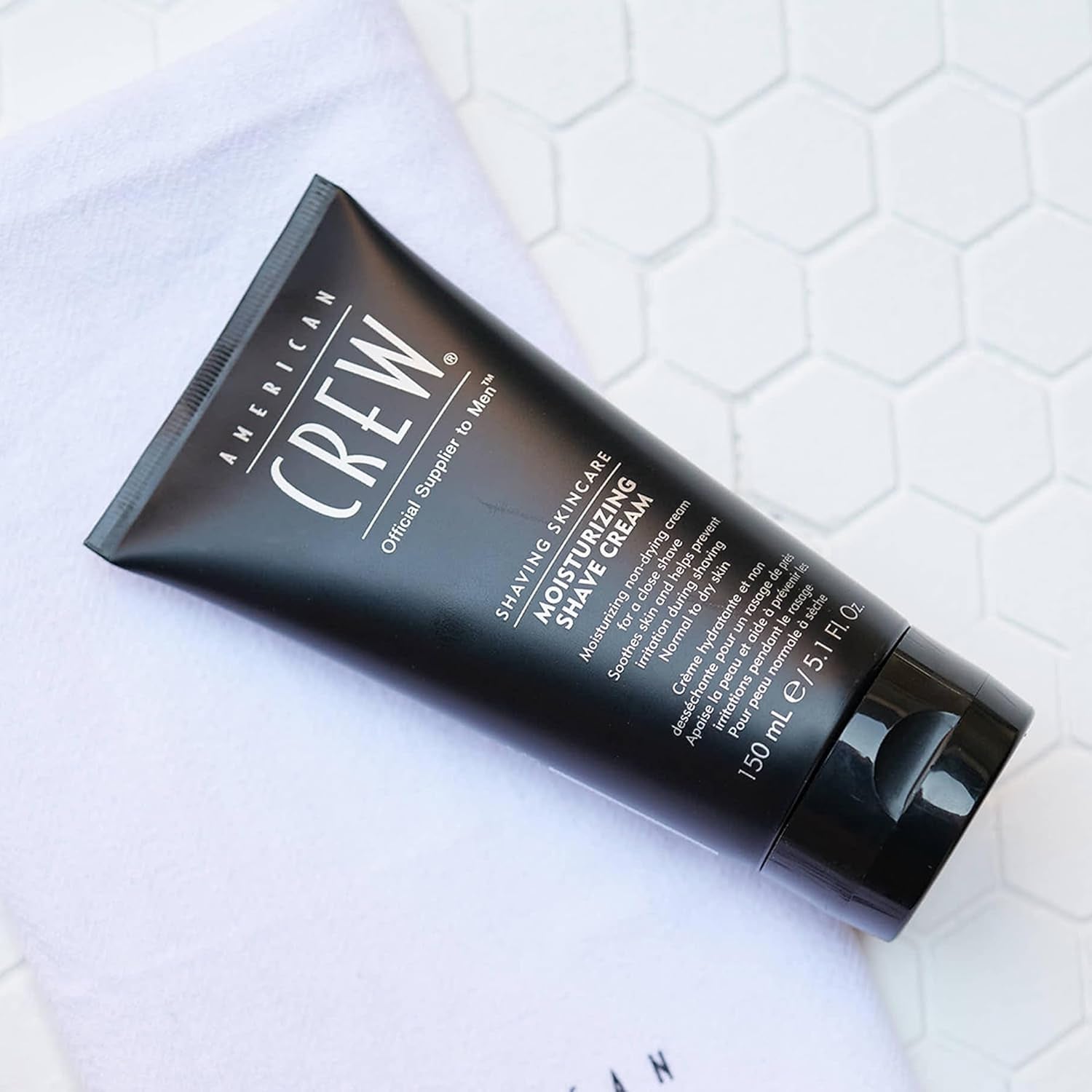 - Moisturizing Shave Cream - Crème À Raser Hydratante - Soin Pour Le Visage Homme - Skincare Adoucissant Barbe - Soin Barbe Homme Normales À Dures - 150Ml